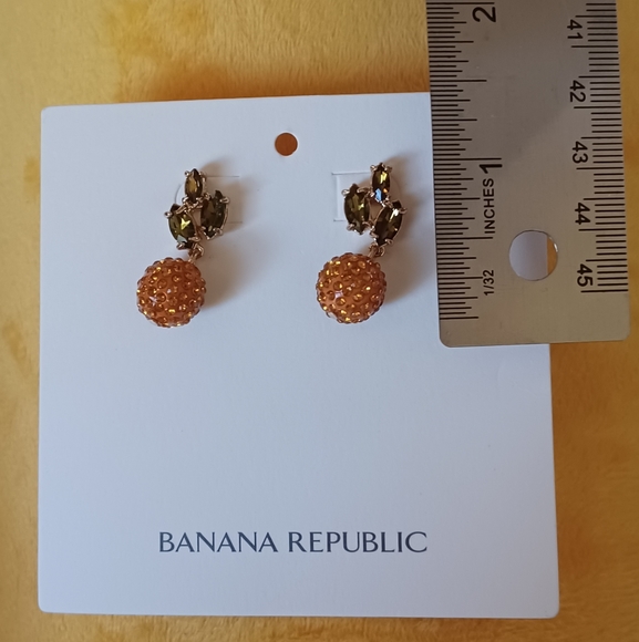 🎯 SOLD! - NWT Banana Republic Gem Dangle Earrings w/ Gift Box - Picture 3 of 3